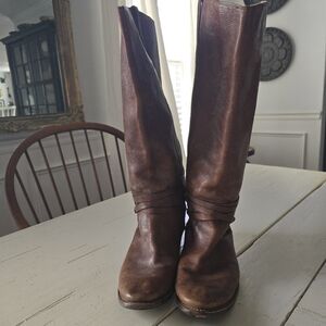 FRYE Women's Shirley Riding Plate Boot Size 8 Brown 77753